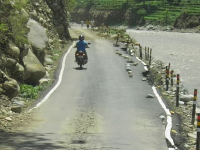 sample failed of 30 roads in himachal