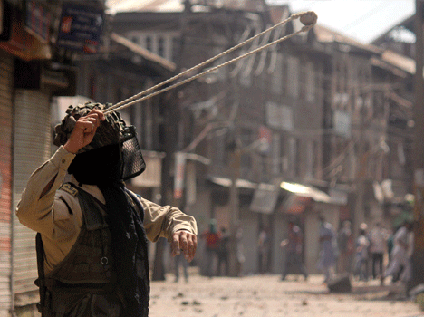 clashes broke between protester and police during protests in srinagar