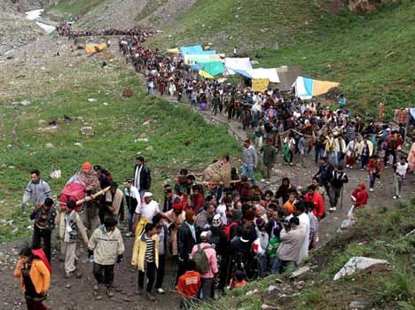 amarnath yatraunder threat of terror attacks security tighten
