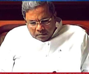 karnatka cm siddaramaiah slept during the debate on rape