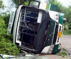 Bus accident in Pathankot, 14 passenger injured