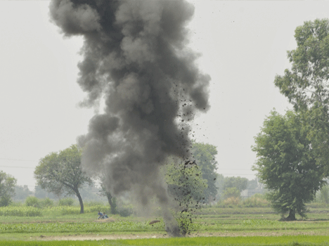 farmers fear of pakistan firing