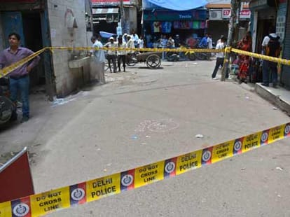 north east youth saloni was murdered in filmy style