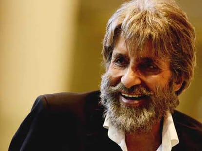 see new look of amitabh bachchan