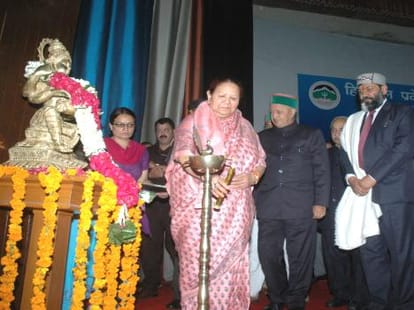 cm said that roit in university will not be tolrated