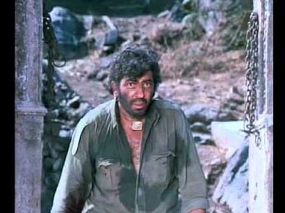 sholay hit dialogues in sanskrit