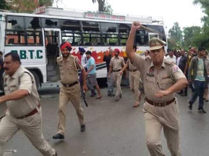 After death in accidental Organically, mob of people lit to bus