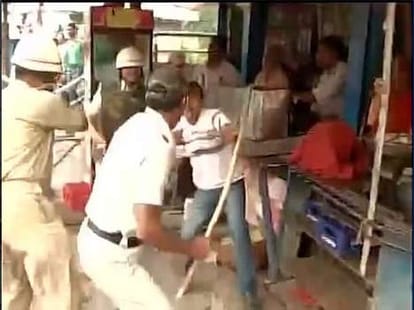 patna lathicharge_police_students
