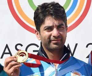 abhinav bindra win third gold medal in cwg