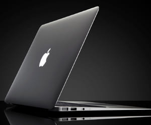 Fraud on the name of apple laptop.