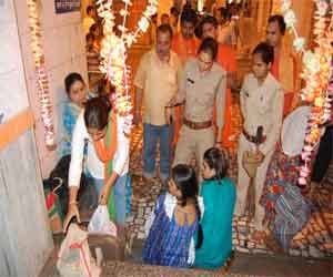 In Dudeshwaranath created great discomfort due to unclaimed bag