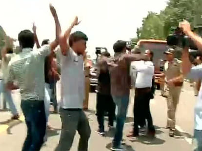 upsc students march to parliament