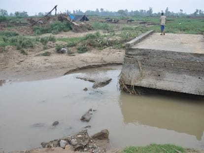 Villagers reluctant to move out from Kosi area