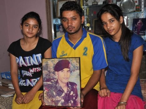 martyr man singh gusain