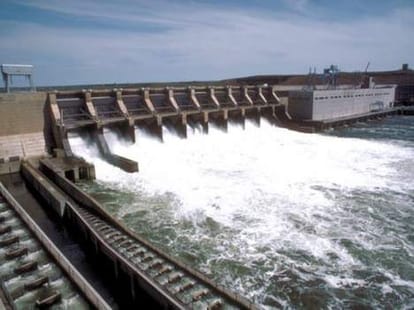 baglihar two project connected with northern grid  