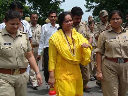 sadhvi prachi controversial statement on 4 children not 40 puppies.