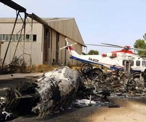 america removes its employees from libya