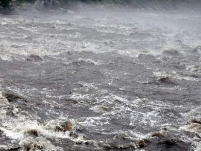 girl student of class +1 swept away in luni river near kangra.