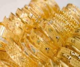 Gold tumbles by Rs 440, dips to over 3-mth low on global cues