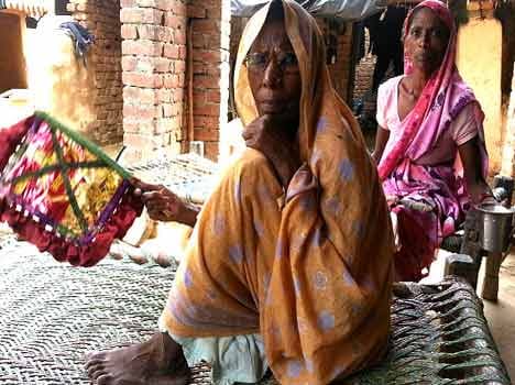 muslims also give fund for temple in kanth
