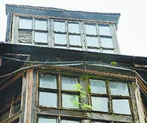 Heritage MC shimla office building is in bad condition