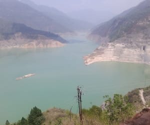 boat in tehri lake