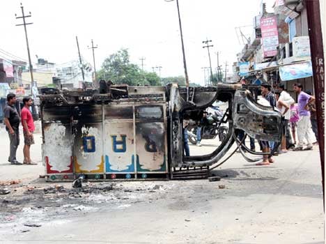 Saharanpur Riots Saharanpur Riots Picture - Amar Ujala Hindi News Live - सहारनपुर ...