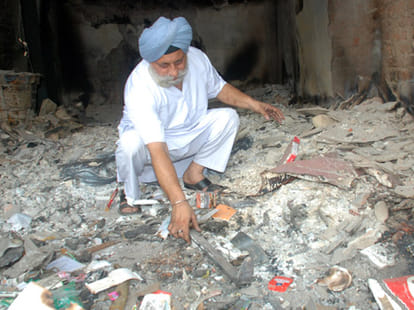 Sikhs come together to help others