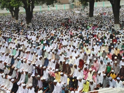 shivraj quits wearing skull cap on Eid