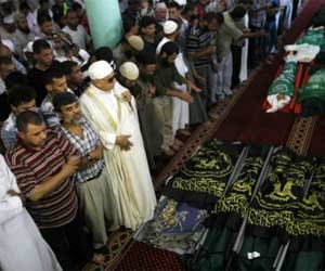 100 palestinian killed in one night
