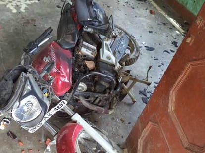 violence on id in up