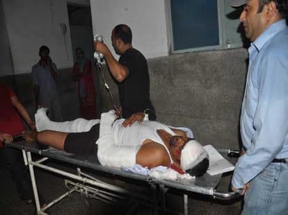 one died 3 injured in truck accident in jammu