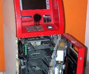 Robbery in ICICI ATM in Moga, Punjab