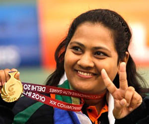 Silver winner Anisa sells her jewelry for shooting continuing