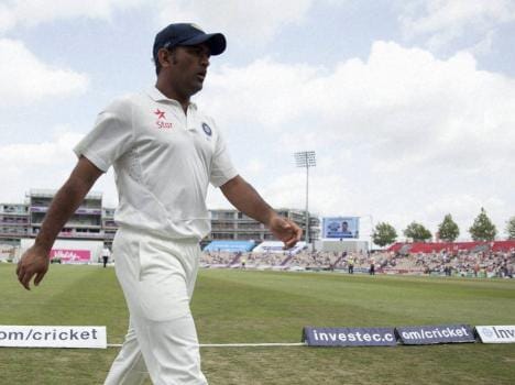 2 more Records for MS Dhoni In Brisbane Test.