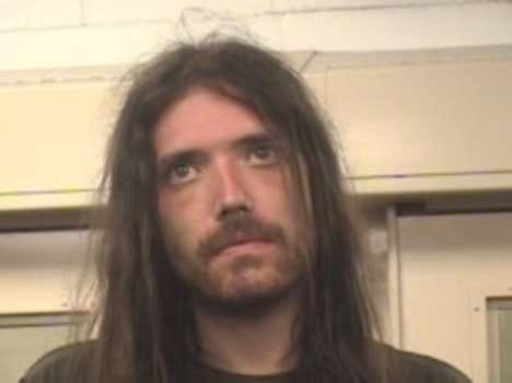 nude man enters unknown couple's house jp