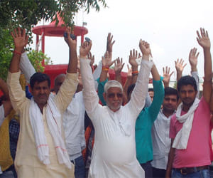 villages protest against administration for temple