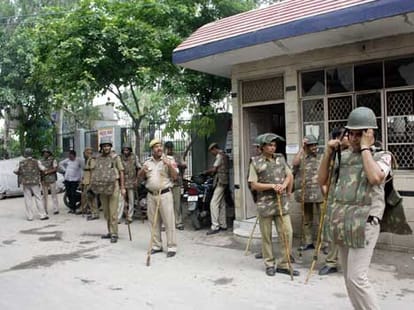 seniors fight over fresher ragging