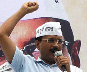 arvind kejriwal promise to form governmet in four months