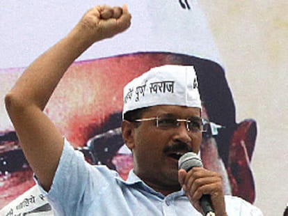 kejriwal taking class of every responsible leader in aap.