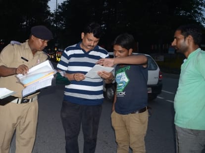 sp traffic dehradun journey in city bus