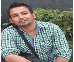 Classmate was swept into canal to save student