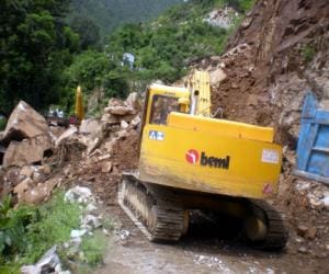 landslide on gangotri hoghway