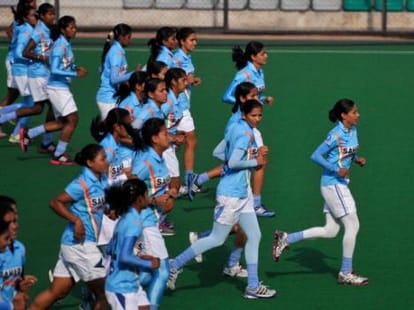 sardar singh banned for semifinal match_sv 