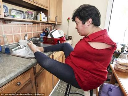 mother son born without arms do everything jp 