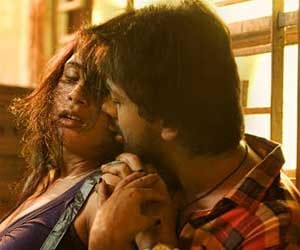 richa chadda romancing in tamanchey