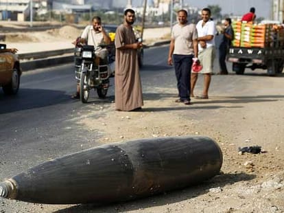 peace restores in gaza, people return to home