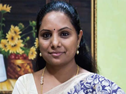 trs mp kavitha alleged comments on jammu and kashmir and telangana