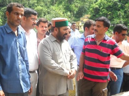 ghansali people return cheque