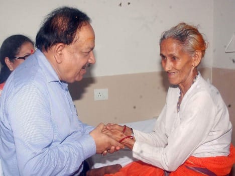 health minister harshvardhan inspected mussoorie hospital